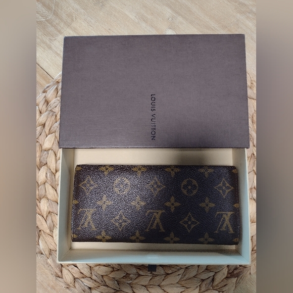 Louis Vuitton long wallet - Picture 3 of 9